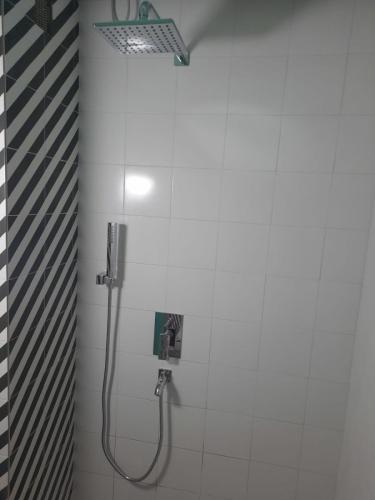 moderno-kupatilo-postavljenje-sanitarije-za-kupatilo-beograd